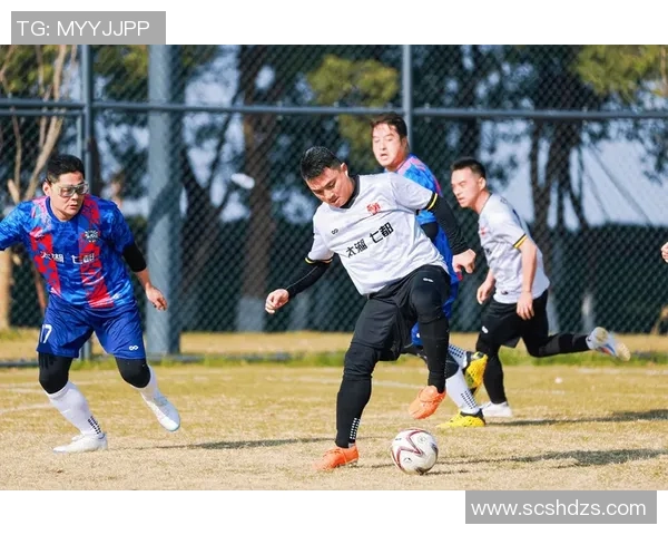 南京足协超级联赛即将开赛选拔明年苏超潜力球员